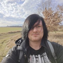 Vyfoceno selfie kamerou s HDR bez portrétního režimu