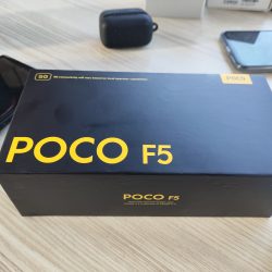 Hlavní fotoaparát, aplikace od výrobce