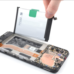 Výměna baterie - Zdroj obrázku: iFixit