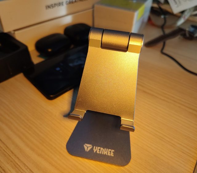 Aura Light s manuálním zásahem do nastavení teploty světla