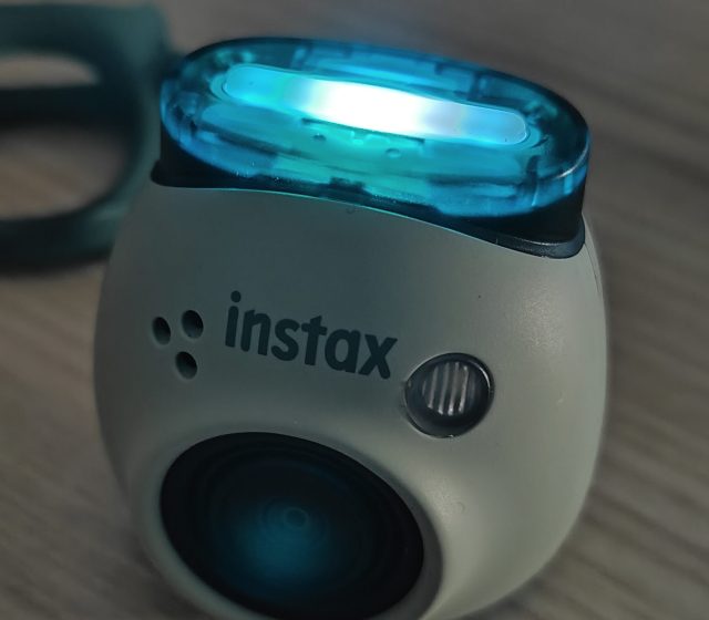 2x optický zoom, noční režim