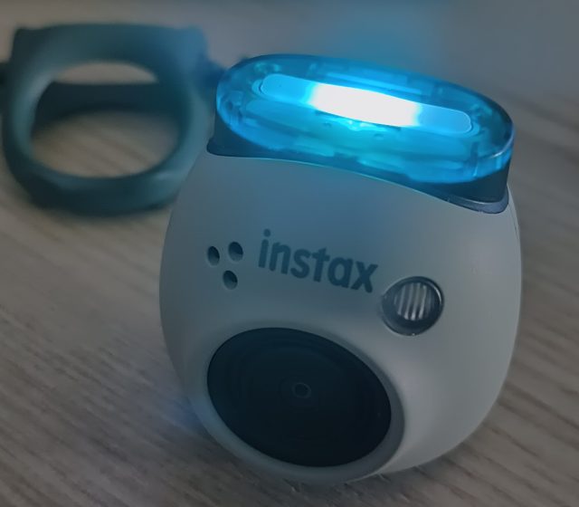 2x optický zoom, noční režim