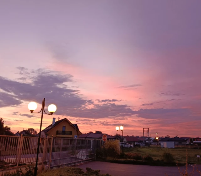 Hlavní fotoaparát, automatika